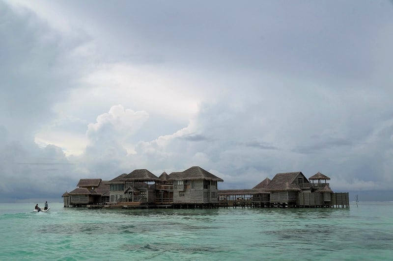 Luxury Travel Resort